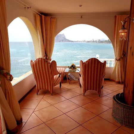 1. Meeresline Mit Privat Pool Villa